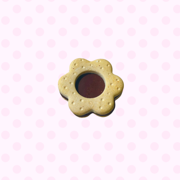 flower cookie magnet